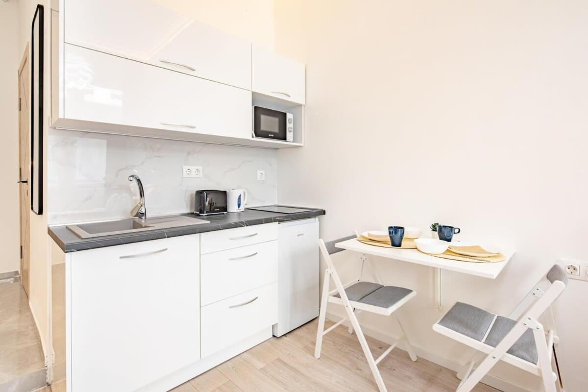 Ultra Central - New - Comfy Studio Budapest Eksteriør billede